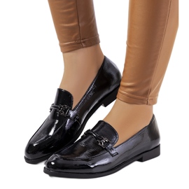 Mocasines mujer Zettici lacados en negro