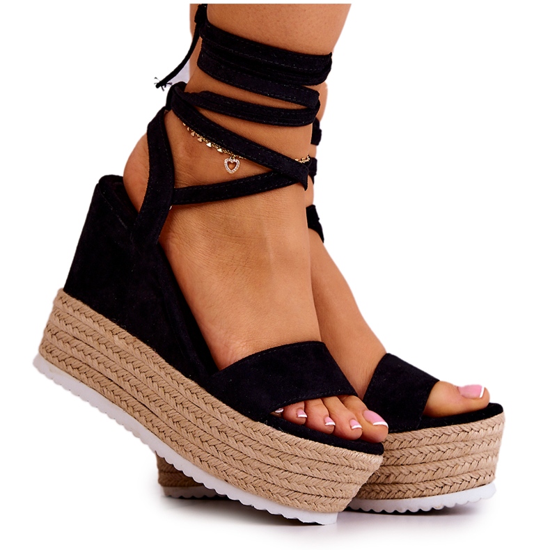 FW1 Sandalias negras ligeras y atadas en un tacón de cuña Marriett negro FW1 Sandalias negras ligeras y atadas en un tacón de cuña Marriett negro