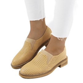 Zapatos Nilde calados beige Zapatos Nilde calados beige