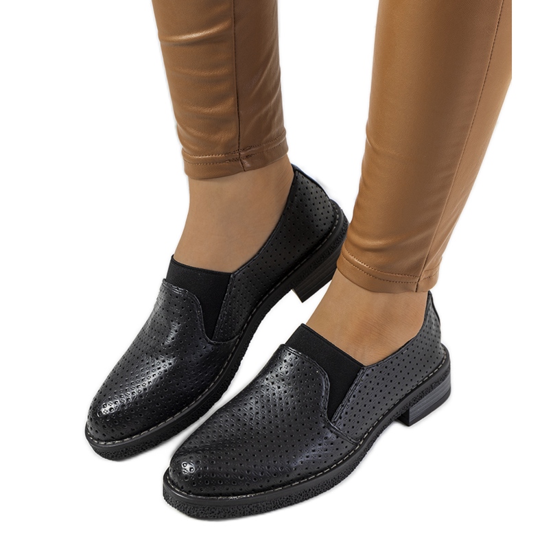 Zapatos calados negros de Nilde