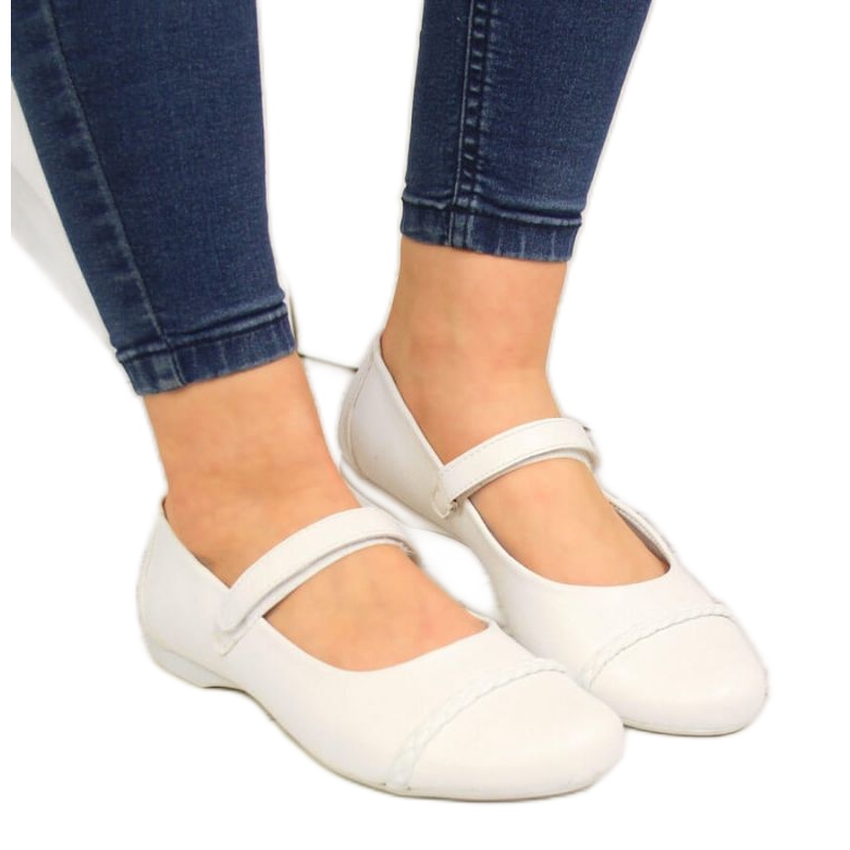 Bailarinas velcro para Comunión Kornecki Jr KOR6271A blanco Bailarinas velcro para Comunión Kornecki Jr KOR6271A blanco