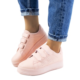 Zapatillas rosas en la plataforma Nizza rosado