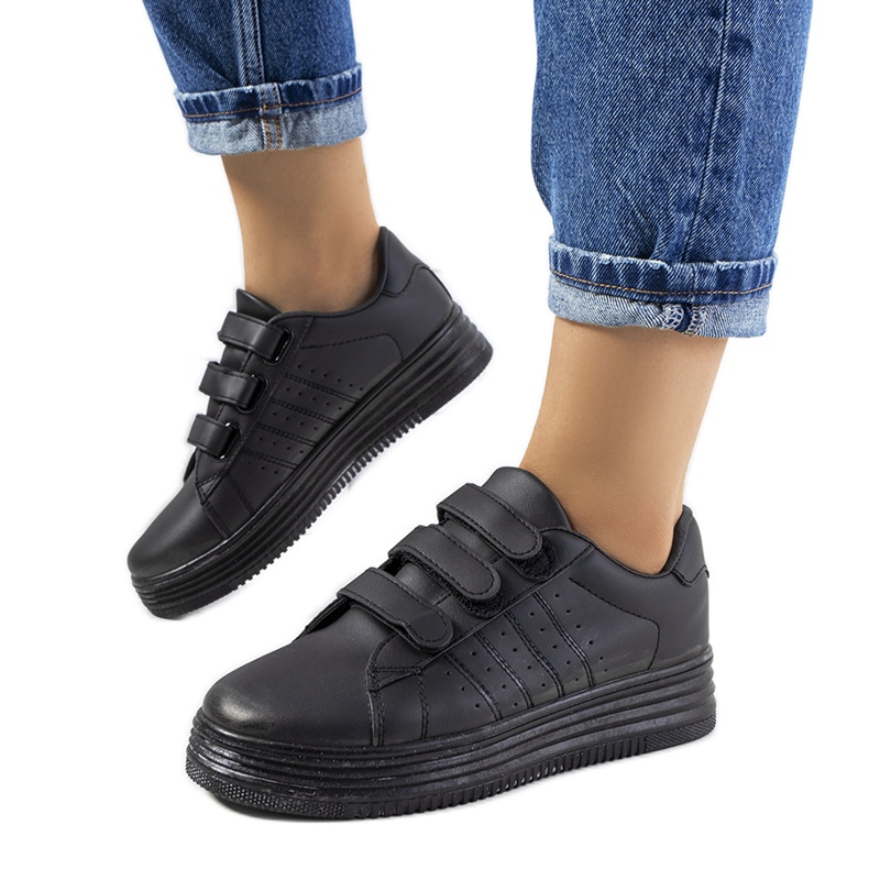 Zapatillas negras en la plataforma Nizza negro