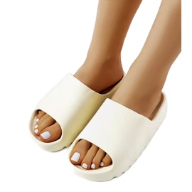 Babuchas Christinia goma beige