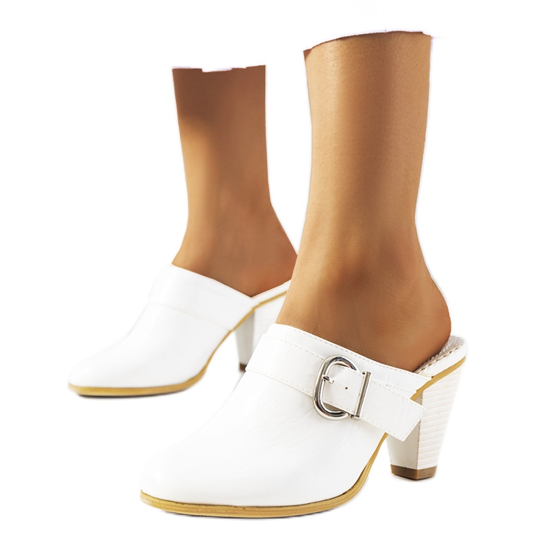 Tacones blancos Gralow