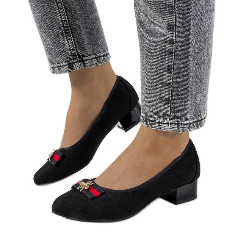 Zapatos negros con corbatín Vijver