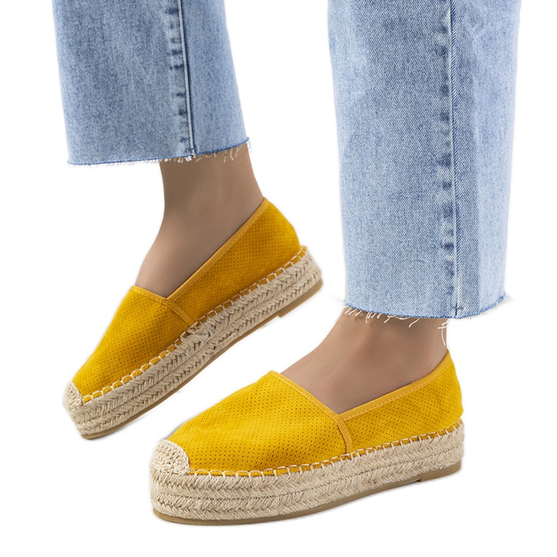 Alpargatas caladas Capelle amarillo