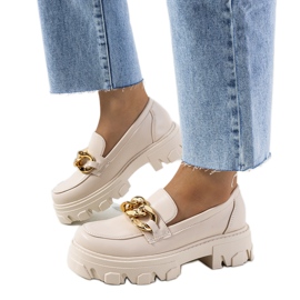 Mocasín beige con cadena Fouzia