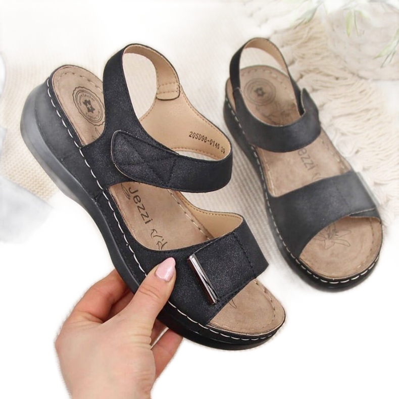 Sandalias cuña eVento W EVE223D negro