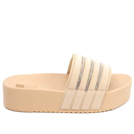 Babucha Leah Beige suela alta