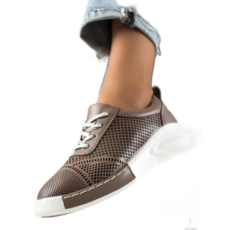 ARTIKER Zapatillas de piel ligera marrón