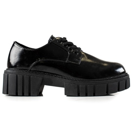 Zapatos negros en la plataforma La.Fi