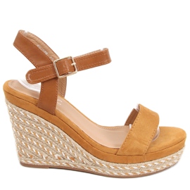 Sandalias cuña Zahia Camel marrón