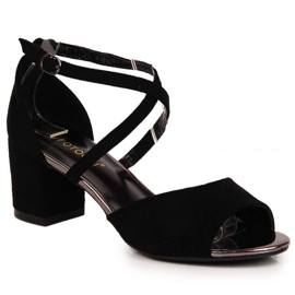 Sandalias en el puesto Potocki W WOL67A negro