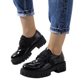 Zapatos negros con suela de tractor de Vellem Zapatos negros con suela de tractor de Vellem