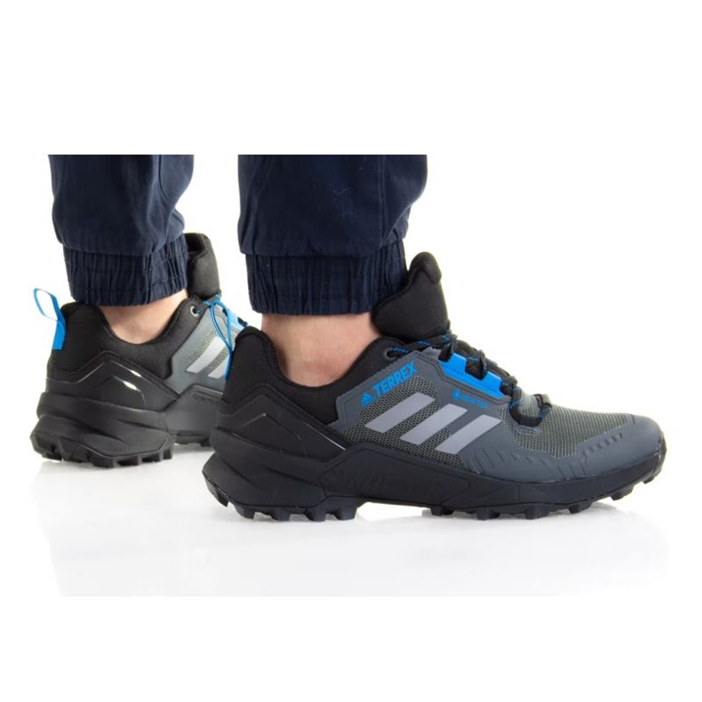 Zapatos adidas Terrex Swift R3 Gtx M GZ0351 gris
