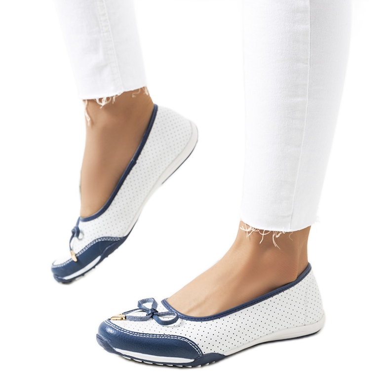 Bailarinas Marre de piel blanca y azul marino blanco