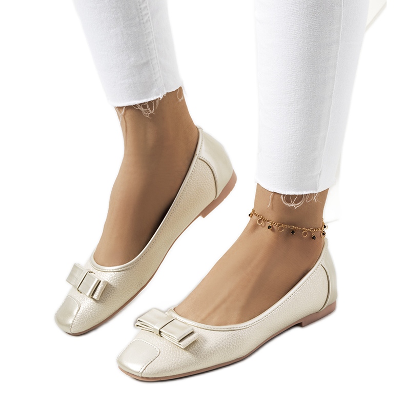 Bailarinas doradas brillantes de Rikke beige