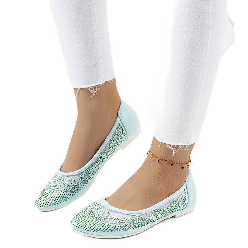Bailarinas verdes con adornos Astrid calados Bailarinas verdes con adornos Astrid calados