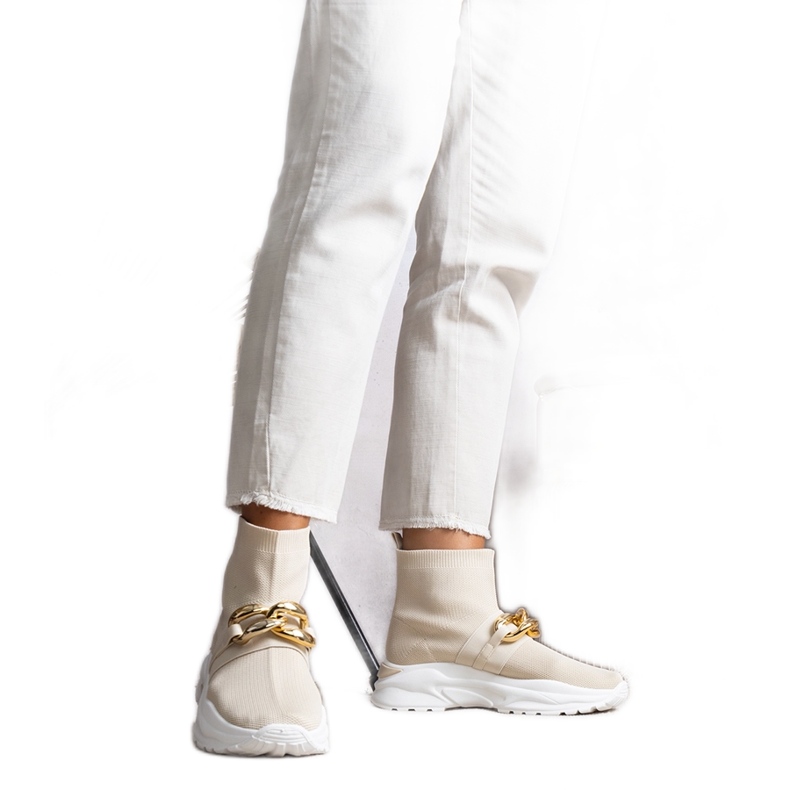 Deportivas beige con cadena Taryn