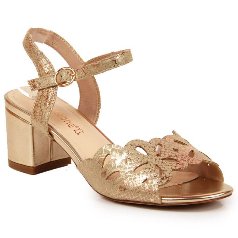 Sandalias en el puesto de Sergio Leone W SK371 oro dorado