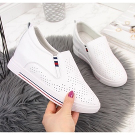 Deportivas de mujer en piel con cuña calada blanca Filippo blanco
