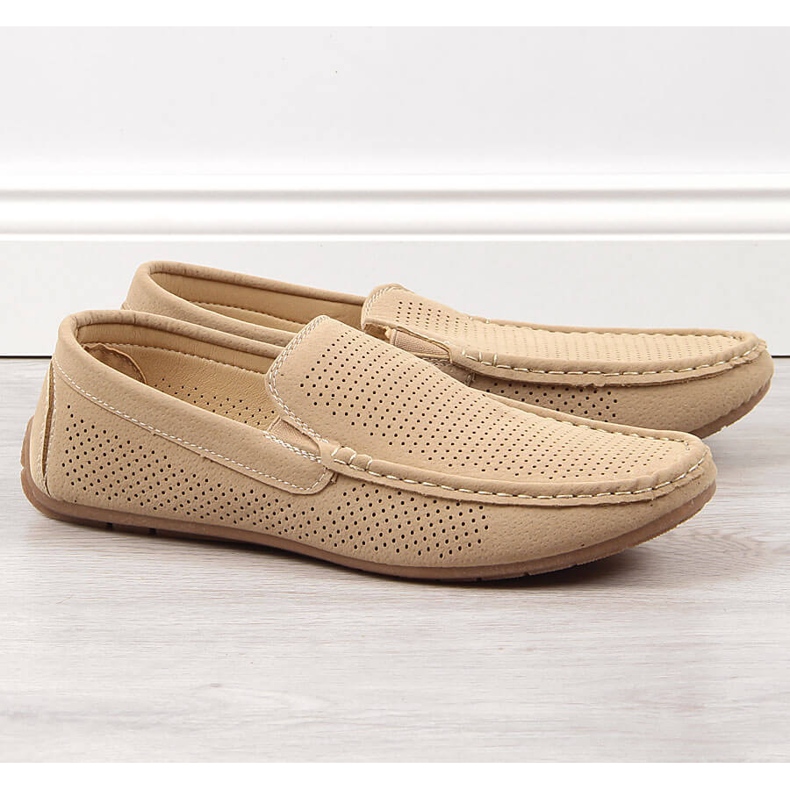 News Mocasines hombre calados beige NOVEDADES