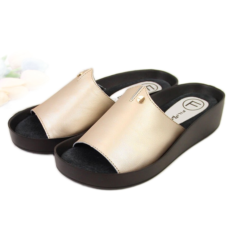 Babucha mujer piel plataforma dorada Filippo dorado