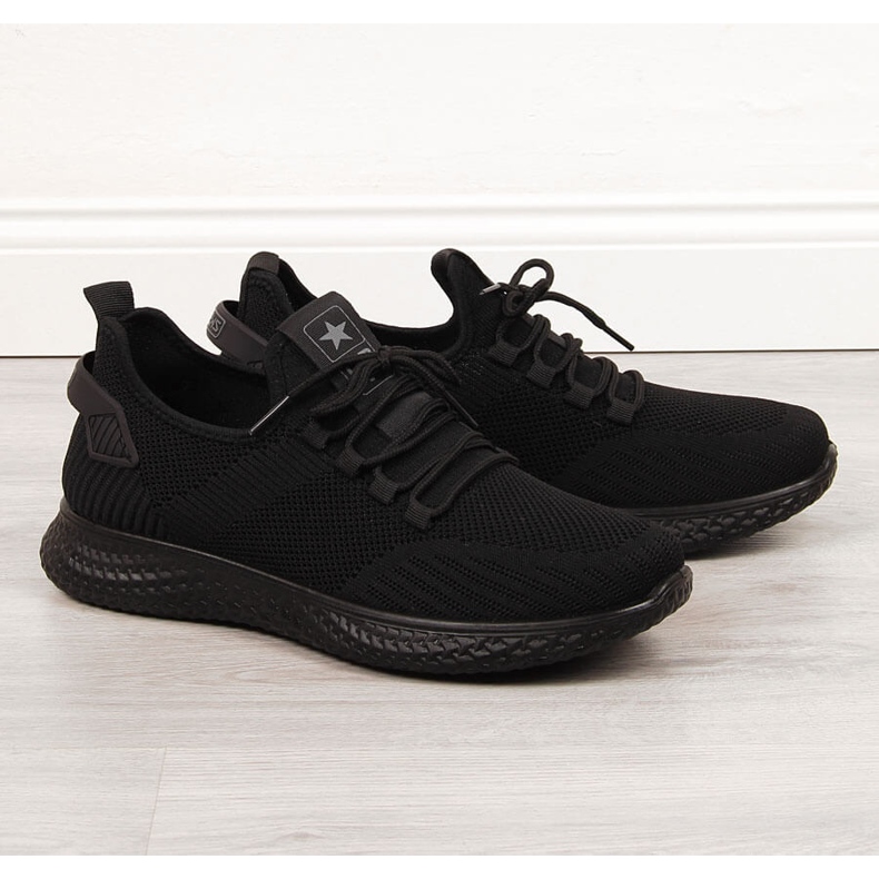 News Deportivas de hombre con malla negra NOVEDADES negro