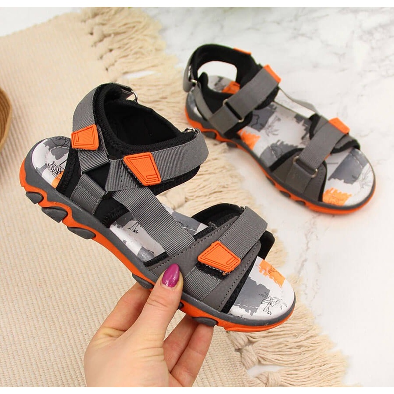 News Sandalias sport niño con velcro gris NOVEDADES
