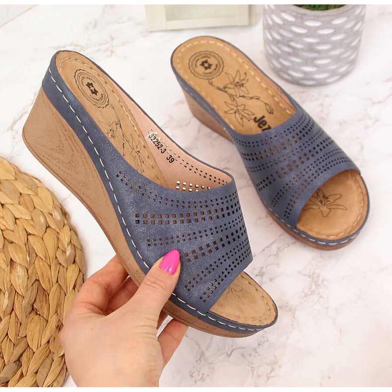 Babuchas mujer cuña Jezzi azul marino