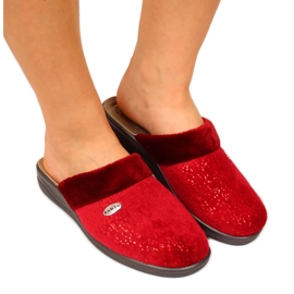 Zapatillas de estar por casa de mujer rojas Inblu con tacón de cuña rojo