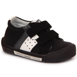 Zapatos negros con velcros para niño Kornecki 6256