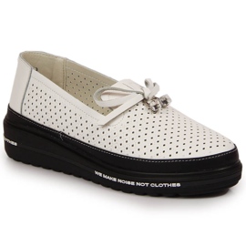 Zapato mujer piel blanco calado con cuña Artiker