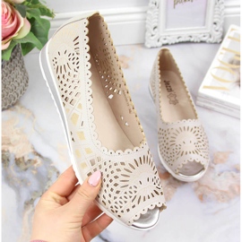 Zapatos mujer Jezzi calados, punta abierta, beige