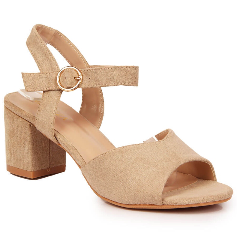 Sandalias de mujer en el post beige Vinceza ante