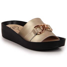 Babucha mujer de piel con cadena dorada Filippo dorado