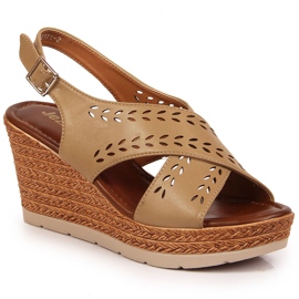Sandalias mujer beige con cuña Jezzi