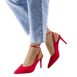 Tacones rojos con ribete Anneli