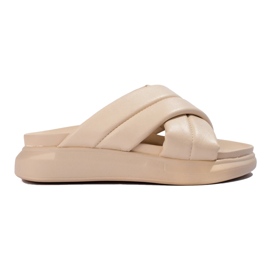 Zapatillas en la plataforma LA.FI beige