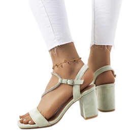 Sandalias Roseby verdes con punta cuadrada