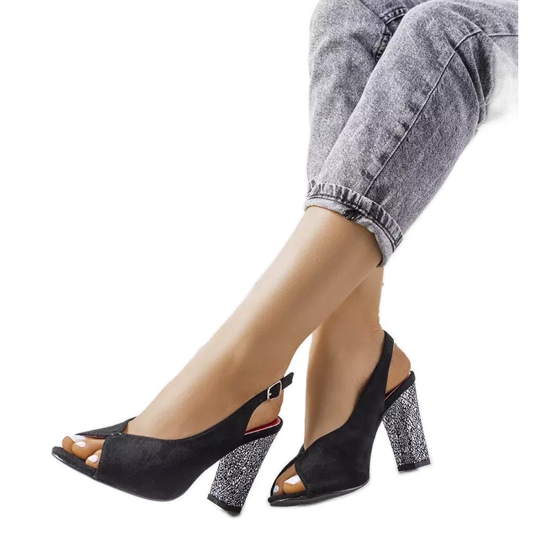 Sandalias negras de ante de Bonnie. negro