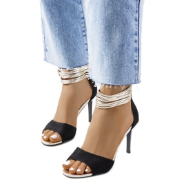 Sandalias negras con tacón alto de Vasquez negro