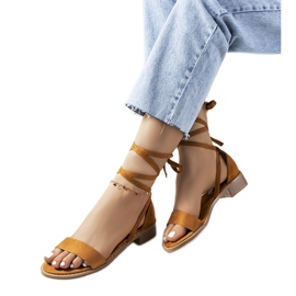 Sandalias con cordones marrones de Moody marrón