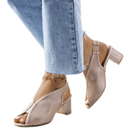 Sandalias rosas Rush caladas dorado