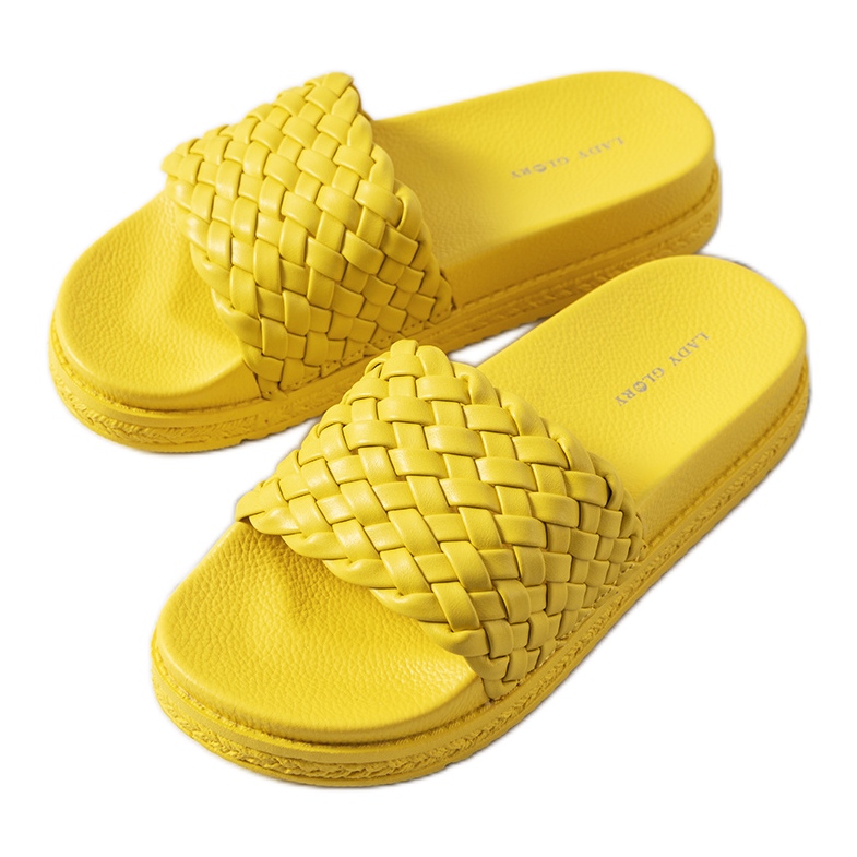 Zapatillas amarillas en la plataforma Kapper amarillo Zapatillas amarillas en la plataforma Kapper amarillo
