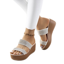 Zapatillas blancas en la plataforma Marlien blanco