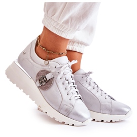 Zapatos Deportivos De Cuero Con Cuña Maciejka 05492-11 Plata