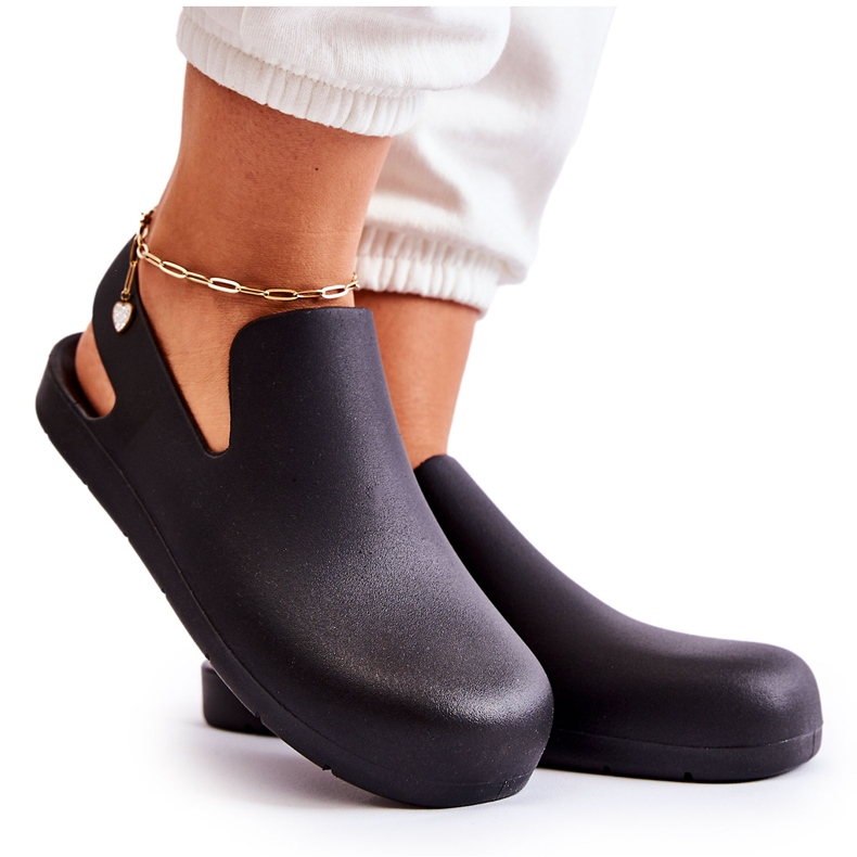 FS1 Zuecos de goma Meriko negros de moda