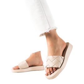 Small Swan Pantuflas beige